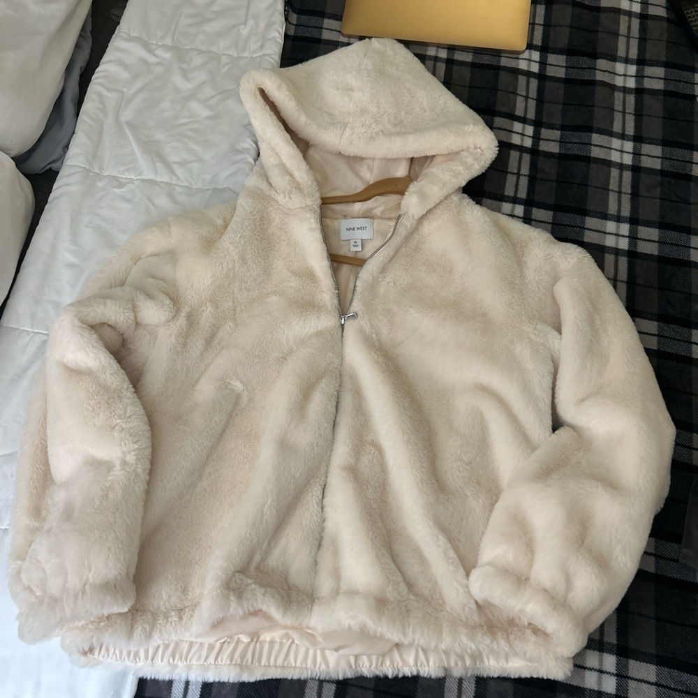 Nine West Cream Puffer Jacket